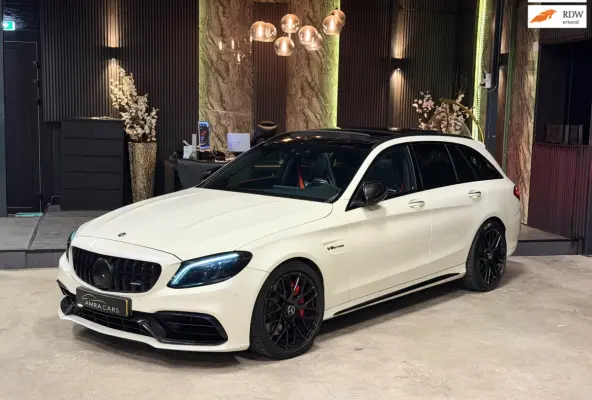 AMG 63 Premium Plus Pack|PANO|KUIP|FULL OPTIONS!