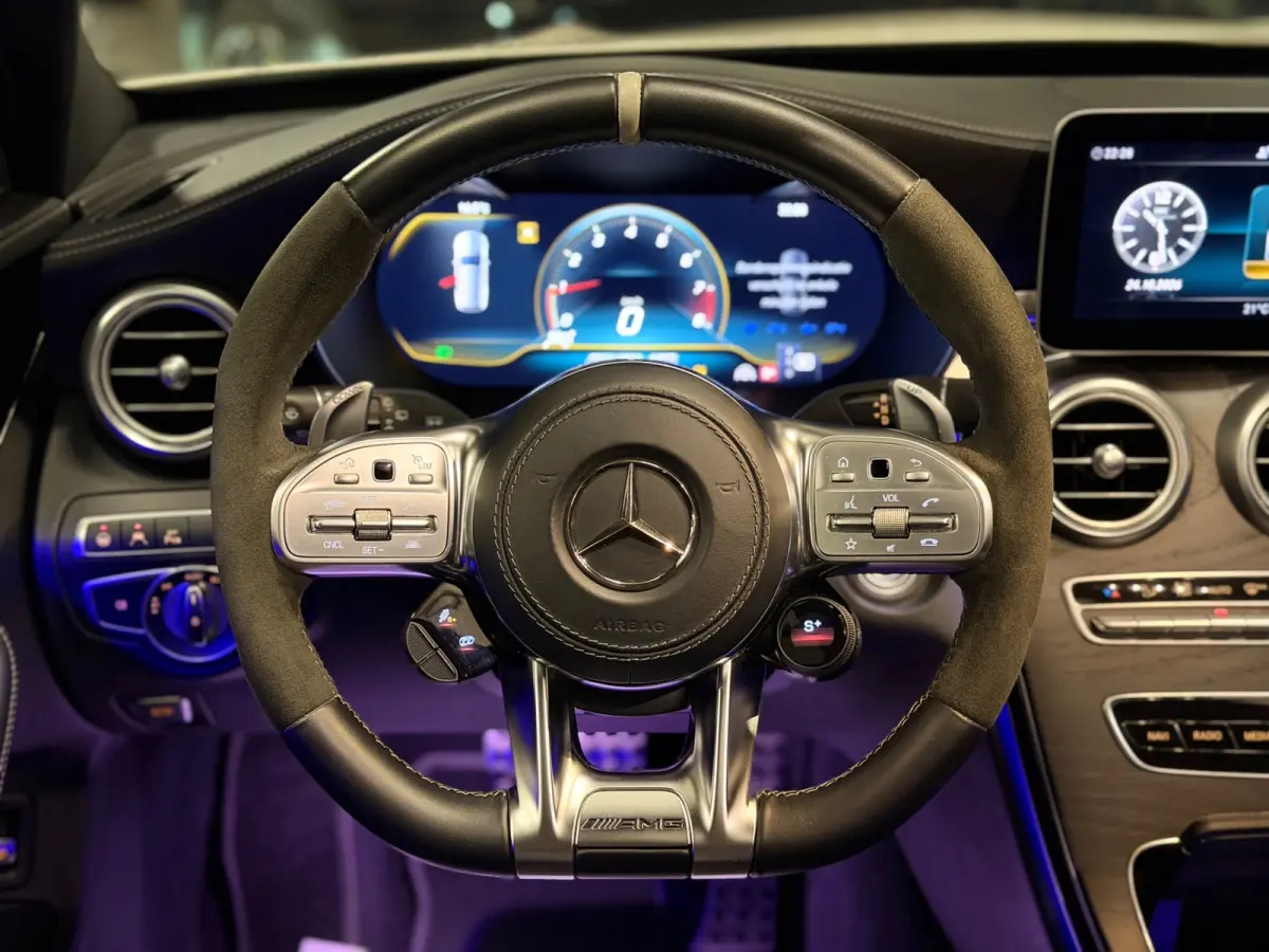 AMG 63 Premium Plus Pack|PANO|KUIP|FULL OPTIONS!