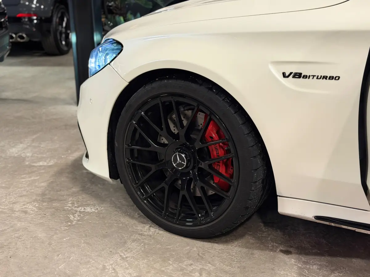 AMG 63 Premium Plus Pack|PANO|KUIP|FULL OPTIONS!