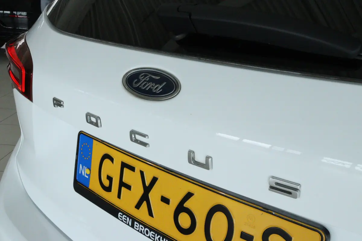 1.0 EcoBoost Hybrid ST Line | Apple Carplay/Android Auto|telefoonintegratie premium | Bekleding ST-Line (X) | Cruise control