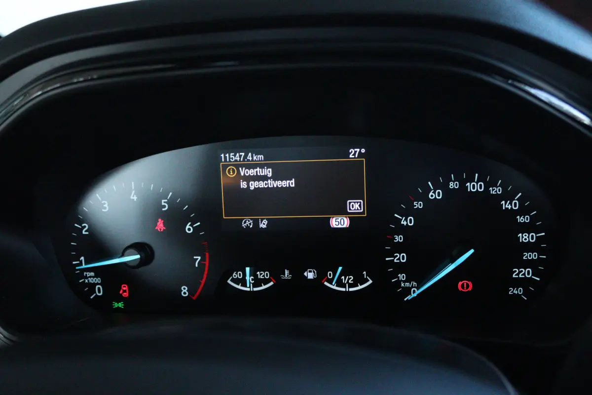 1.0 EcoBoost Hybrid ST Line | Apple Carplay/Android Auto|telefoonintegratie premium | Cruise control | Extra getint glas