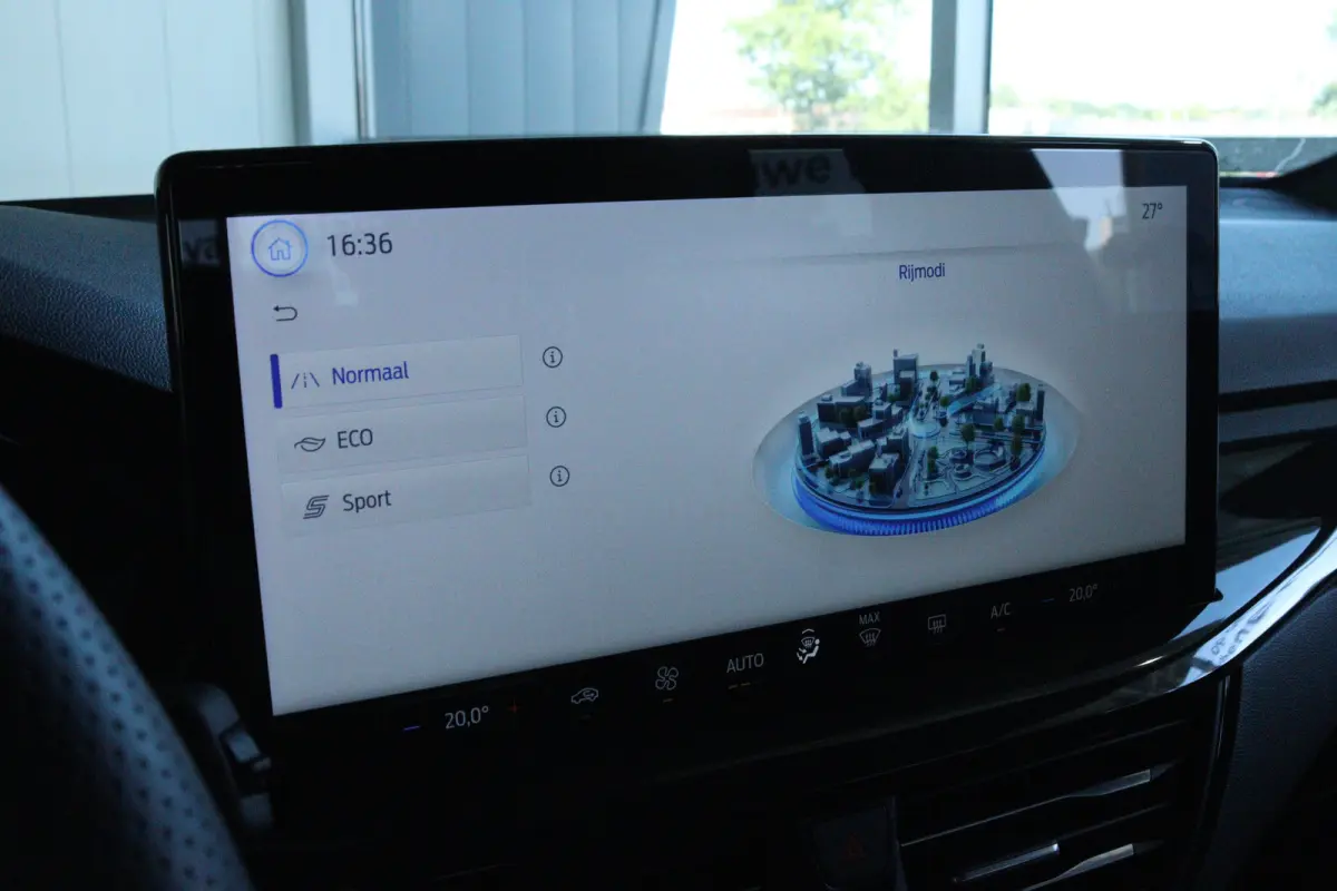 1.0 EcoBoost Hybrid ST Line | Apple Carplay/Android Auto|telefoonintegratie premium | Cruise control | Extra getint glas