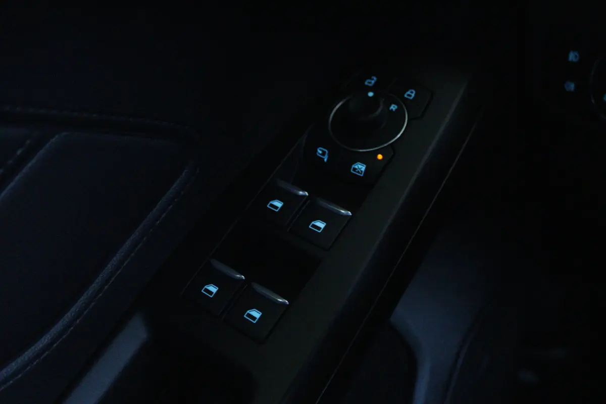 1.0 EcoBoost Hybrid ST Line | Apple Carplay/Android Auto|telefoonintegratie premium | Cruise control | Extra getint glas