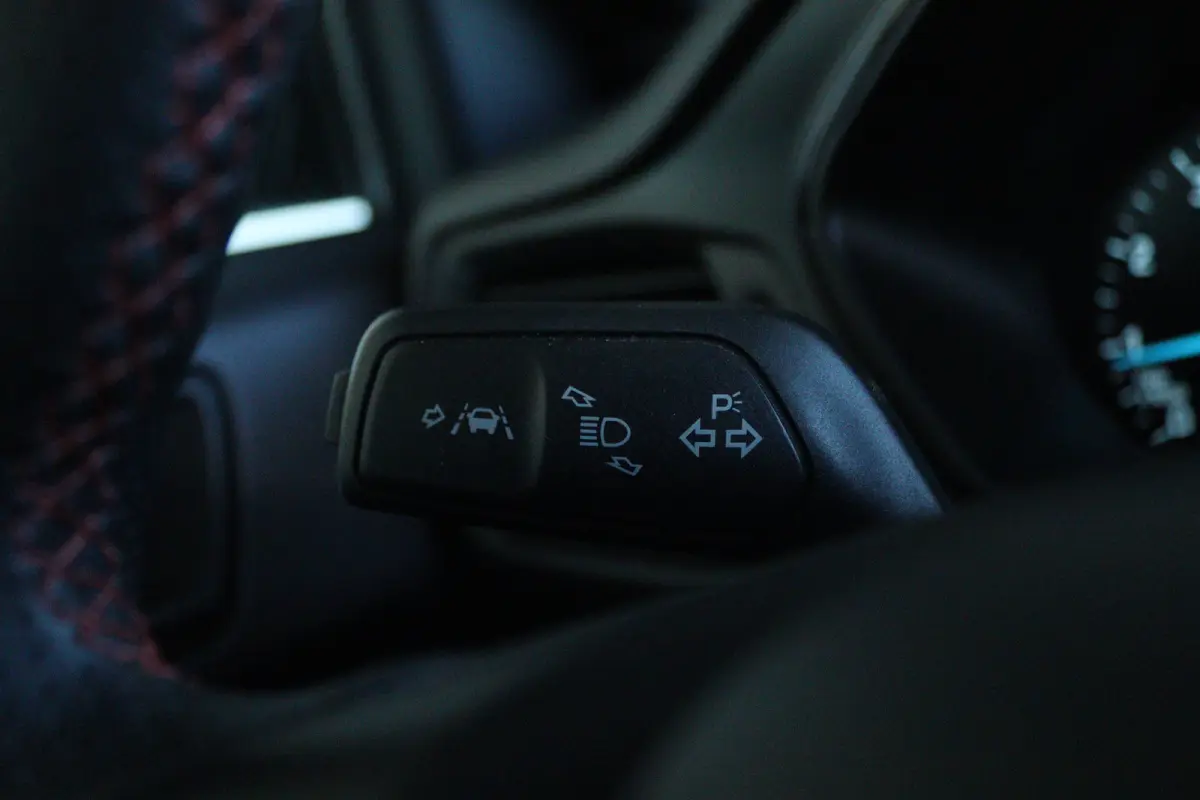 1.0 EcoBoost Hybrid ST Line | Apple Carplay/Android Auto|telefoonintegratie premium | Cruise control | Extra getint glas