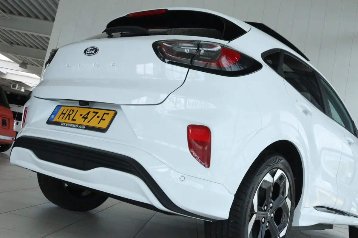 Premium 44 kWh | Adapt. Cruise | B&O | Schuifdak | 360 Camera | Stoel+Stuurverwarming | MATRIX | Keyless | Carplay | Navi | Climate |