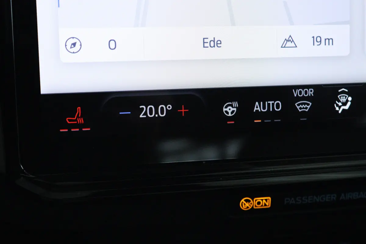 Premium 44 kWh | Adapt. Cruise | B&O | Schuifdak | 360 Camera | Stoel+Stuurverwarming | MATRIX | Keyless | Carplay | Navi | Climate |