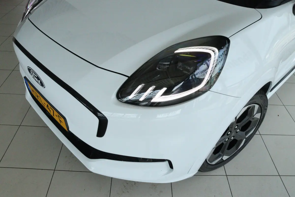 Premium 44 kWh | Adapt. Cruise | B&O | Schuifdak | 360 Camera | Stoel+Stuurverwarming | MATRIX | Keyless | Carplay | Navi | Climate |