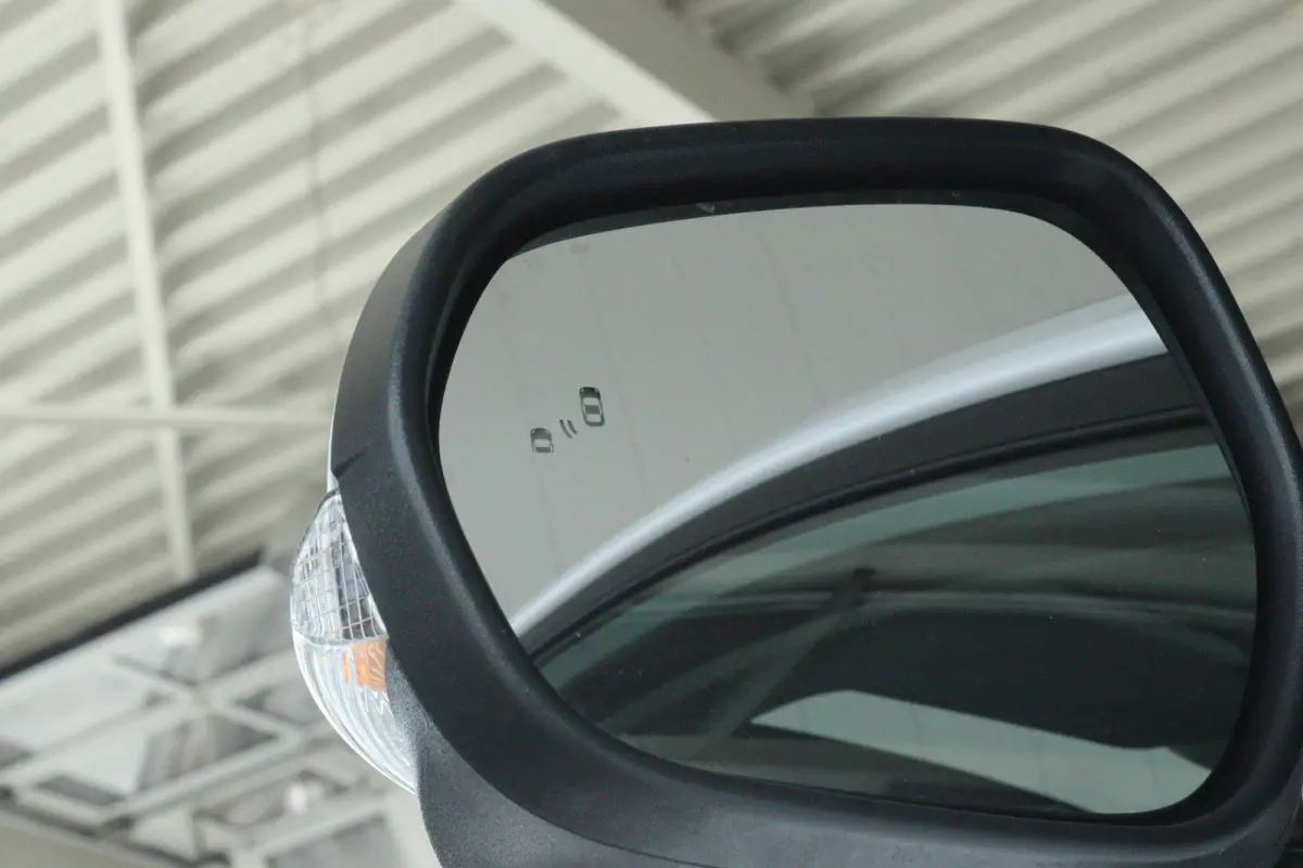 Premium 44 kWh | Adapt. Cruise | B&O | Schuifdak | 360 Camera | Stoel+Stuurverwarming | MATRIX | Keyless | Carplay | Navi | Climate |