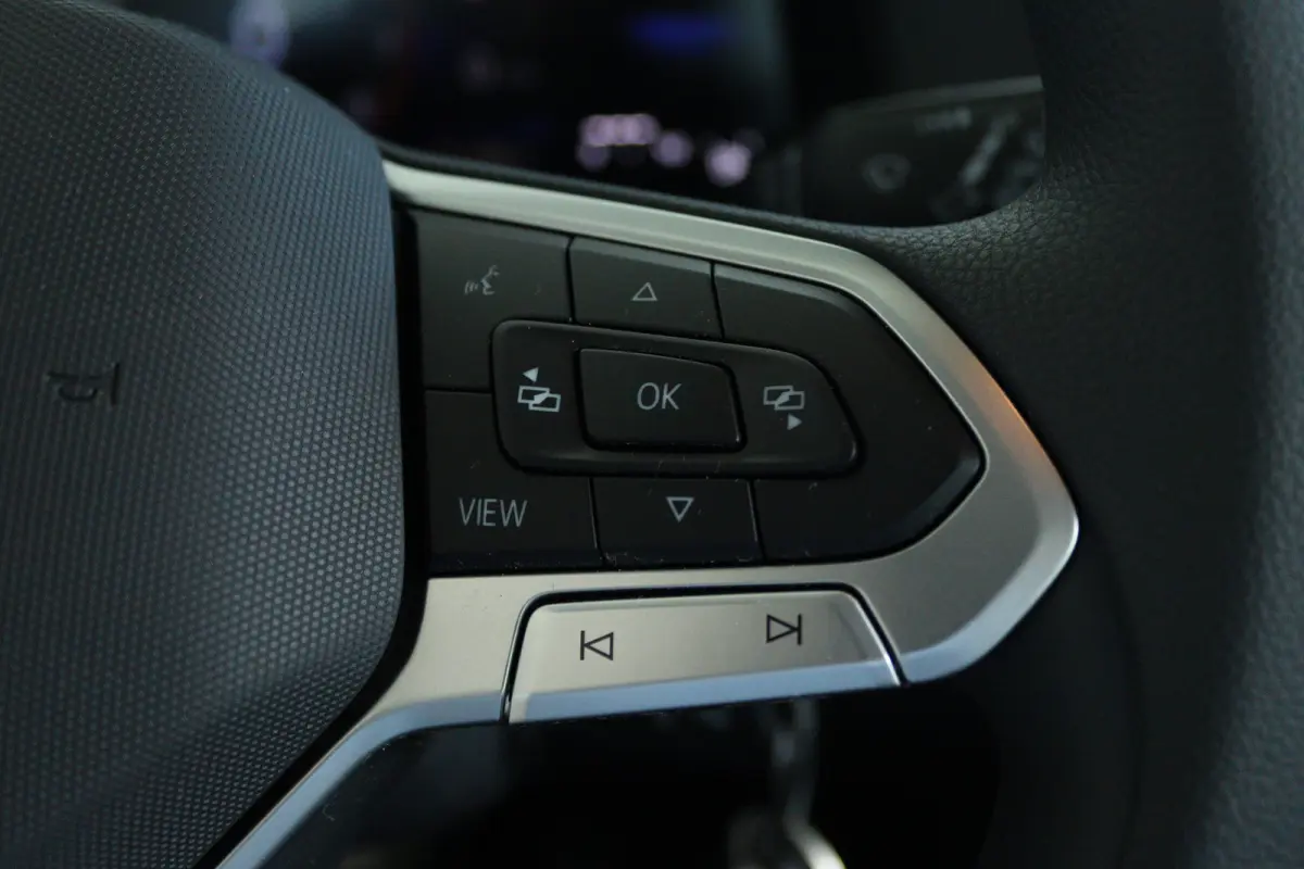 1.0 MPI Edition | Cruise Control | Carplay | Airco | Sensoren | LMV | LED | Virtual Cockpit |