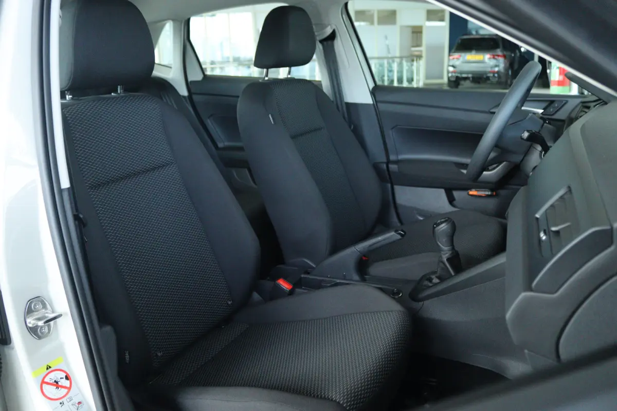 1.0 MPI Edition | Cruise Control | Carplay | Airco | Sensoren | LMV | LED | Virtual Cockpit |