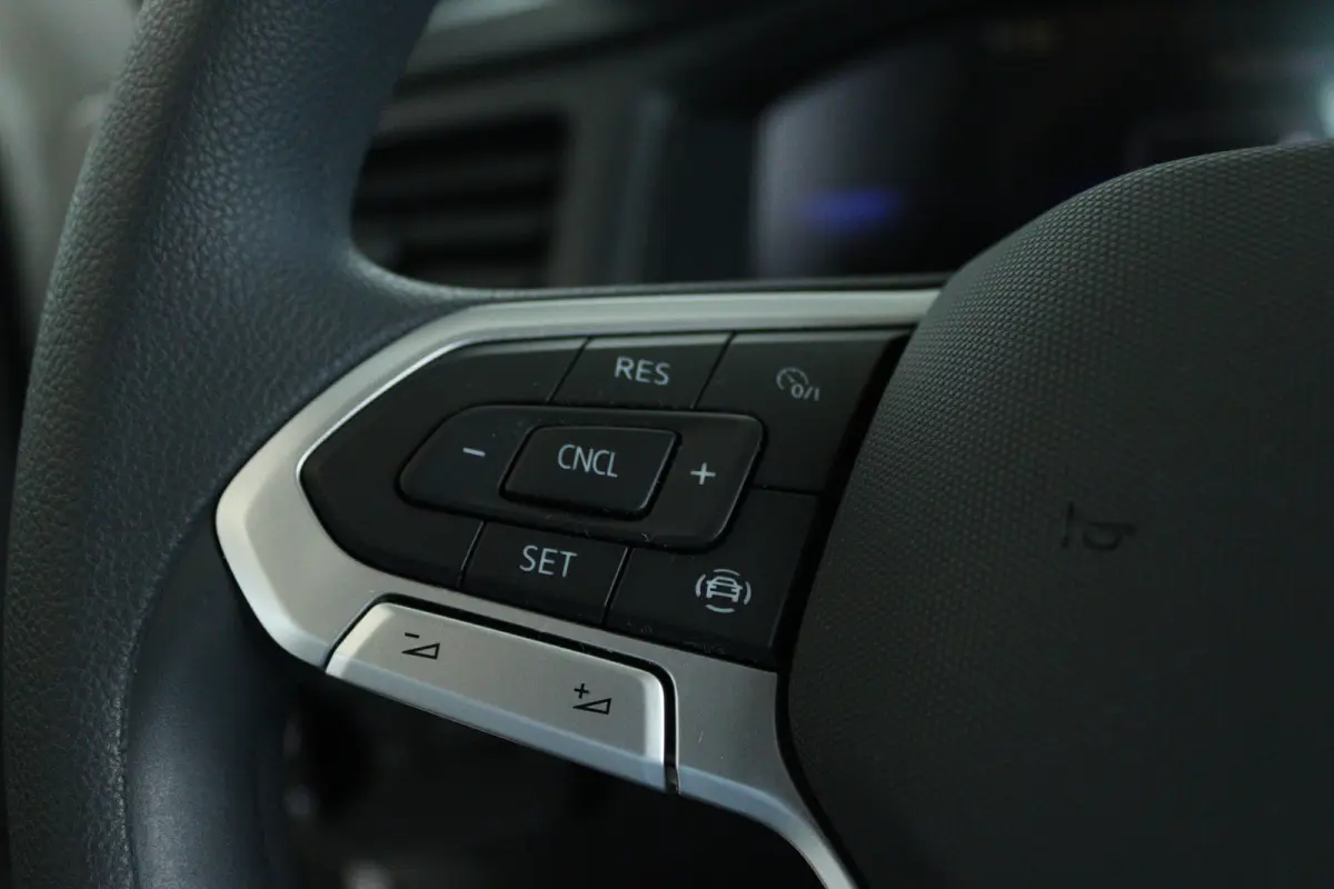 1.0 MPI Edition | Cruise Control | Carplay | Airco | Sensoren | LMV | LED | Virtual Cockpit |