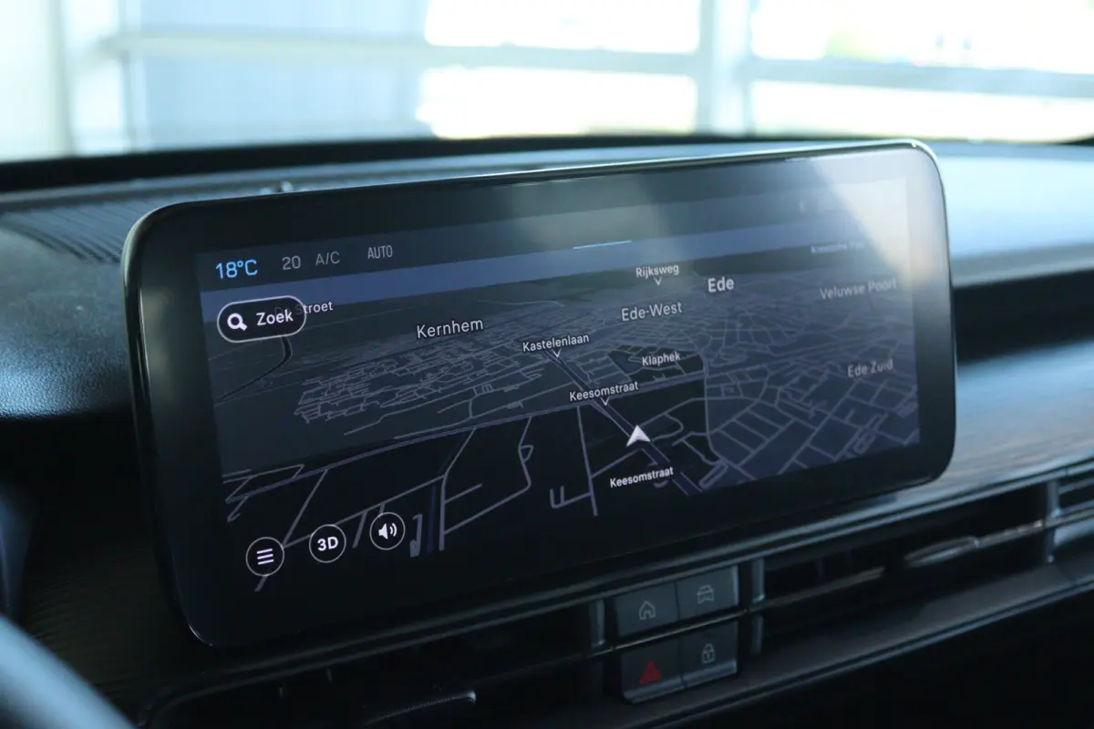 Longitude 54 kWh | Adapt. Cruise | Warmtepomp | Camera | Keyless | LED | Carplay | Climate | LMV |