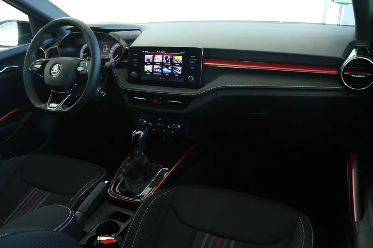 1.0 TSI Monte Carlo | Cruise Control | Carplay | Sensoren | LED | Climate |
