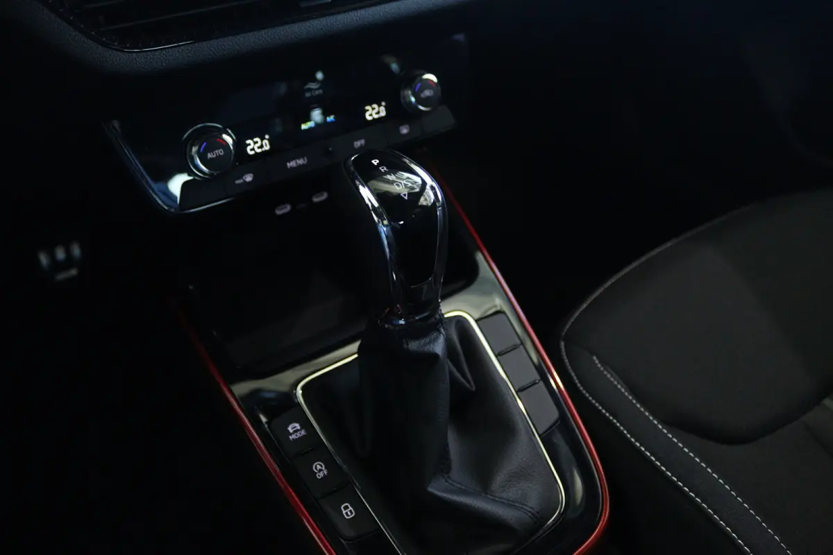 1.0 TSI Monte Carlo | Cruise Control | Carplay | Sensoren | LED | Climate |