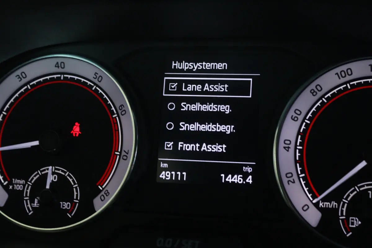1.0 TSI Monte Carlo | Cruise Control | Carplay | Sensoren | LED | Climate |
