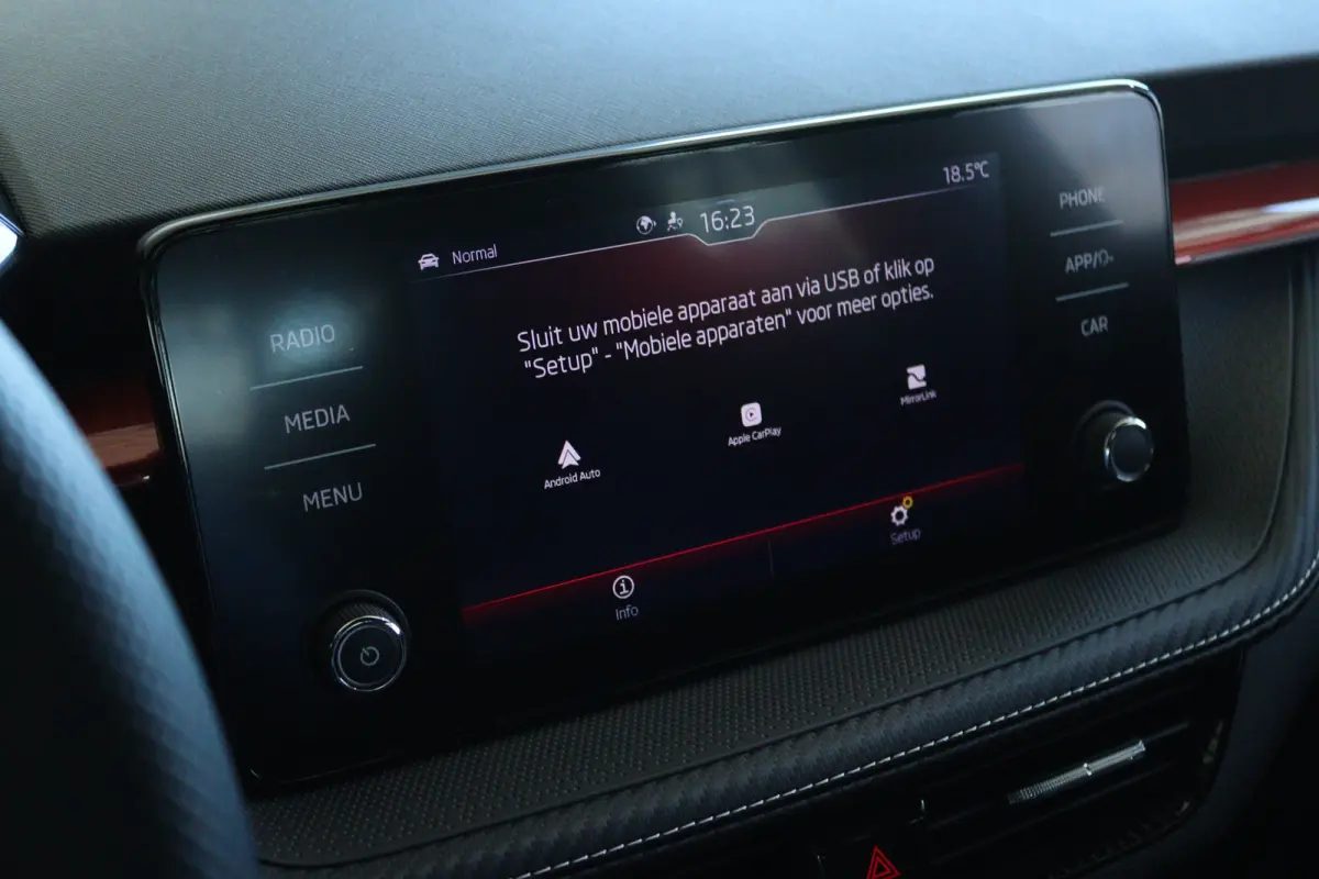 1.0 TSI Monte Carlo | Cruise Control | Carplay | Sensoren | LED | Climate |