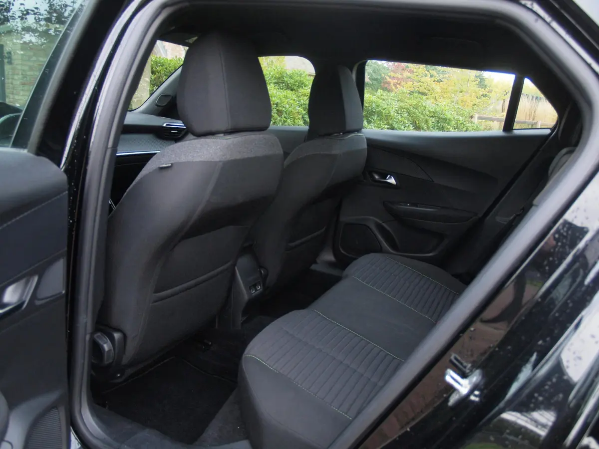 EV Active 54 kWh | Nieuw Model | SOH 94% | Warmtepomp | Apple Carplay | Dealeronderhouden | NL-Auto |