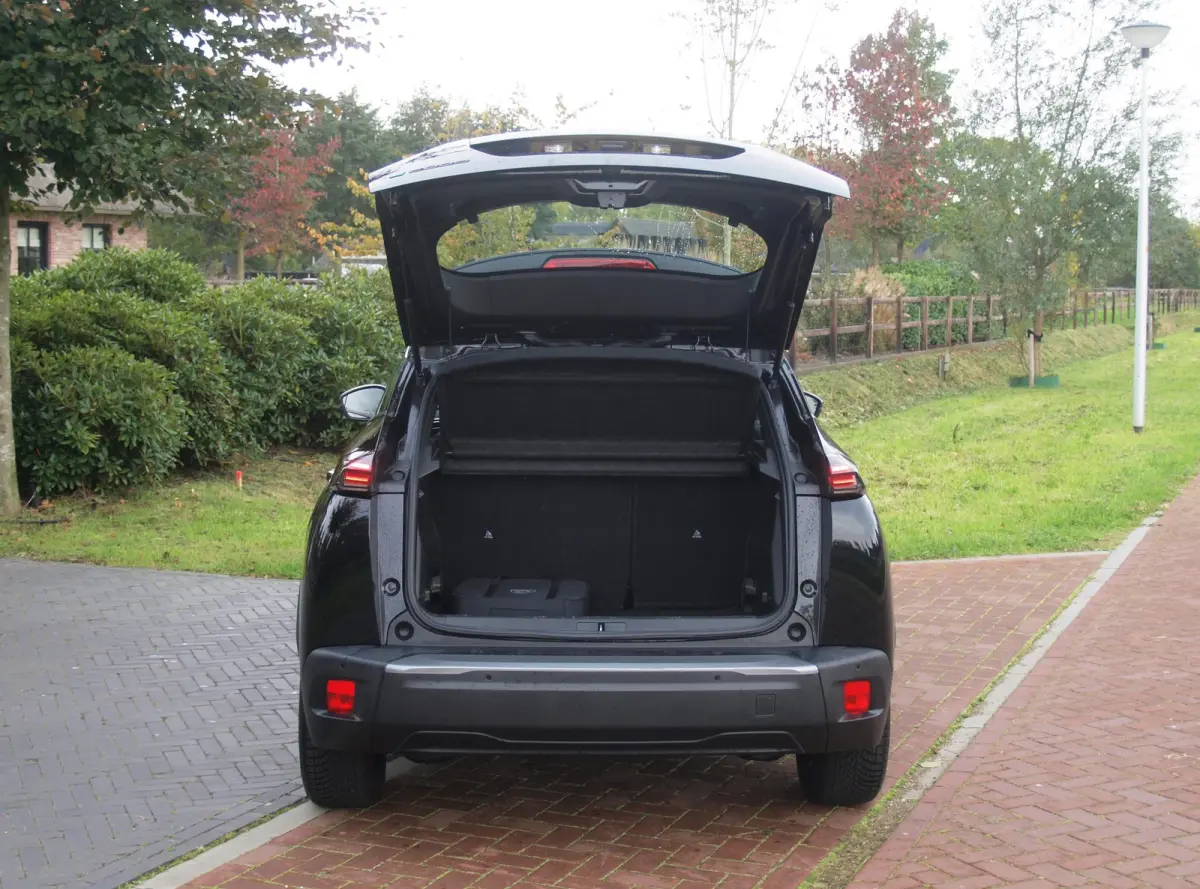 EV Active 54 kWh | Nieuw Model | SOH 94% | Warmtepomp | Apple Carplay | Dealeronderhouden | NL-Auto |