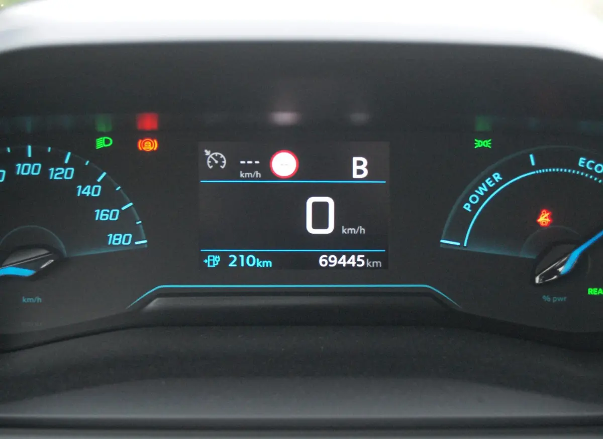 EV Active 54 kWh | Nieuw Model | SOH 94% | Warmtepomp | Apple Carplay | Dealeronderhouden | NL-Auto |