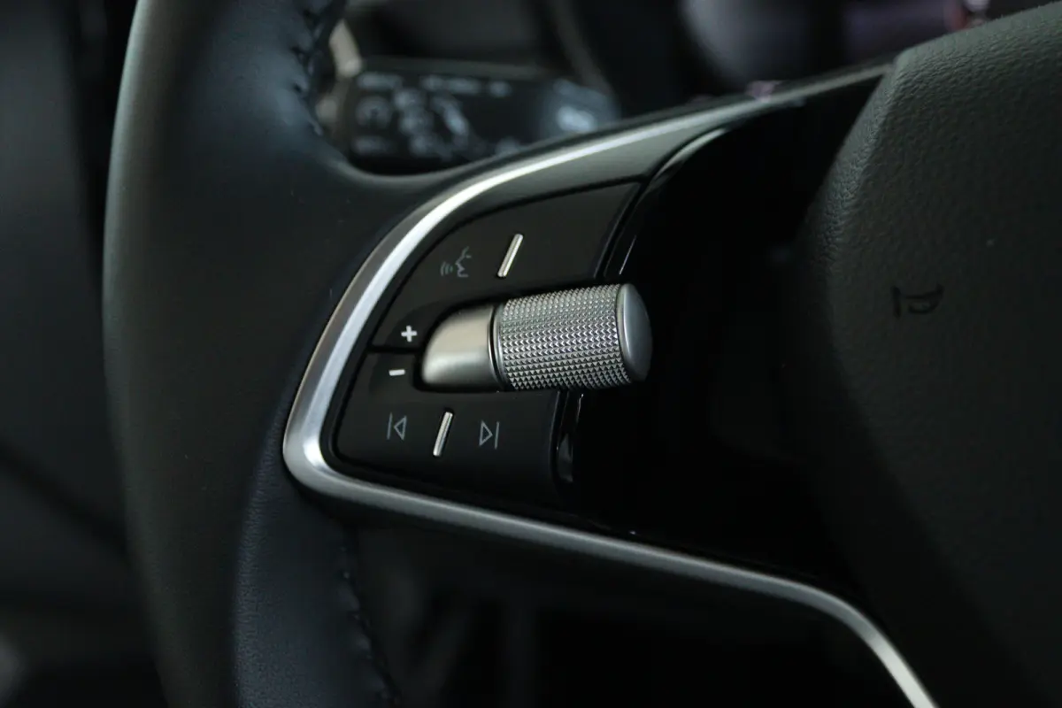 1.0 TSI Selection | Cruise Control | Carplay | LED | Elektrische Ramen | Airco |