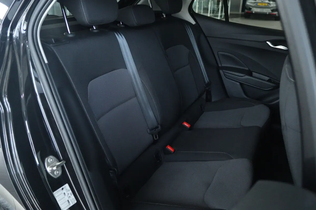 1.0 TSI Selection | Cruise Control | Carplay | LED | Elektrische Ramen | Airco |
