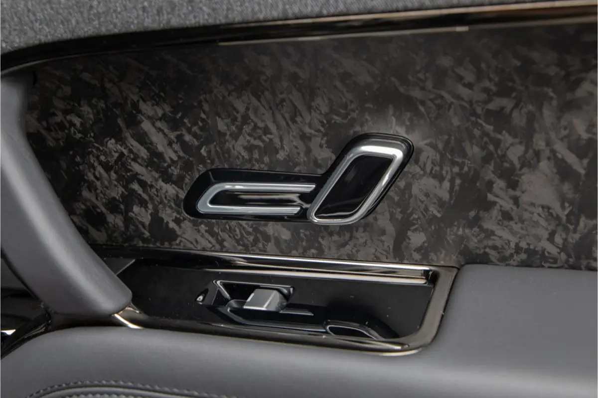 3.0 P460e Dynamic HSE PHEV Carbon, Pano, Meridian, Trekhaak, Black-Pack 2024 BTW