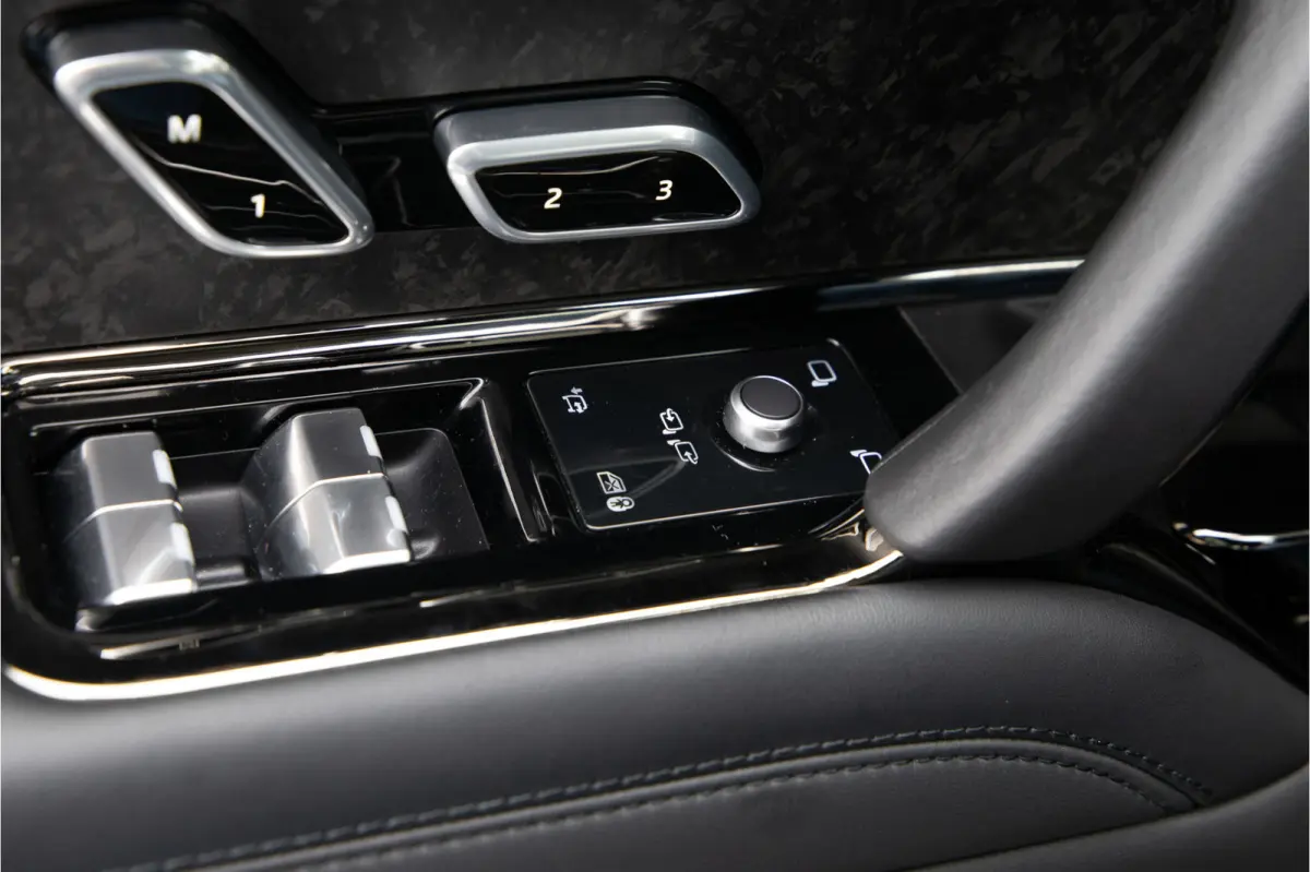 3.0 P460e Dynamic HSE PHEV Carbon, Pano, Meridian, Trekhaak, Black-Pack 2024 BTW
