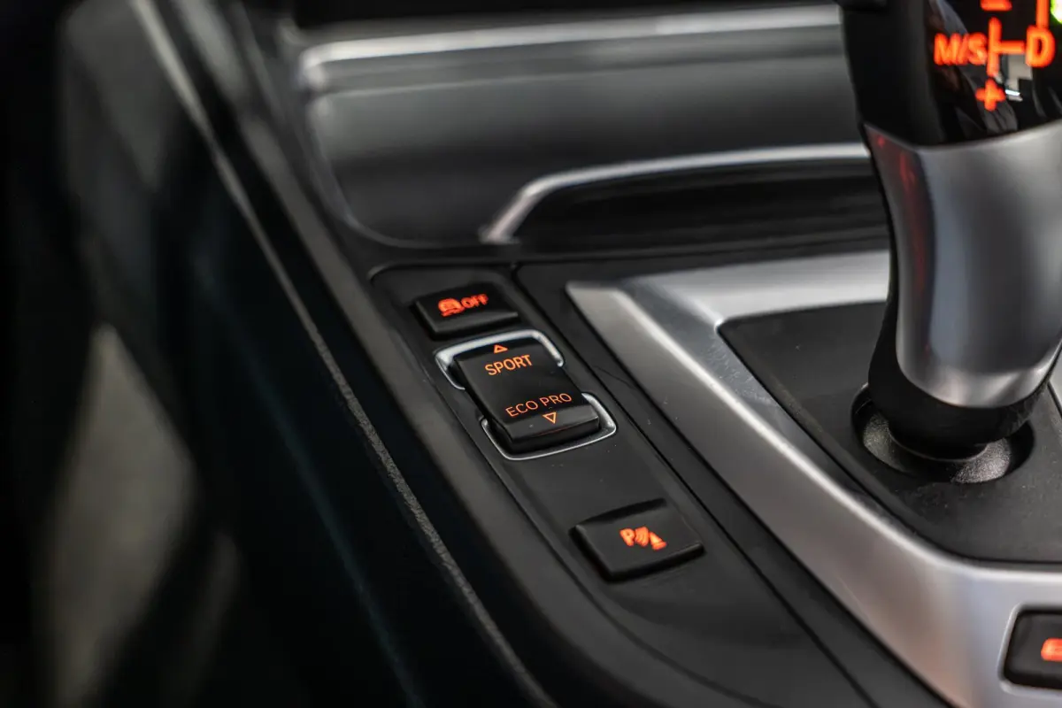 330e High Executive Dealer Onderhouden | NL Auto | Sportstoelen