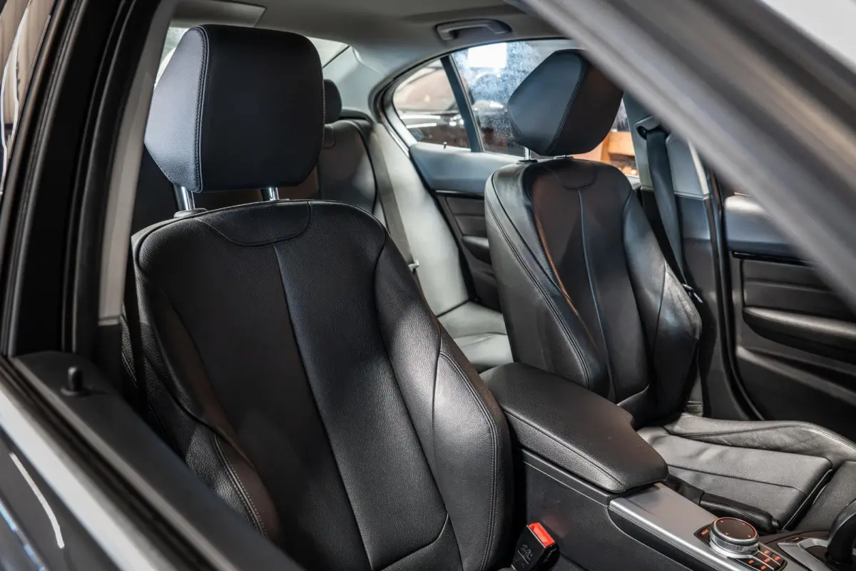 330e High Executive Dealer Onderhouden | NL Auto | Sportstoelen