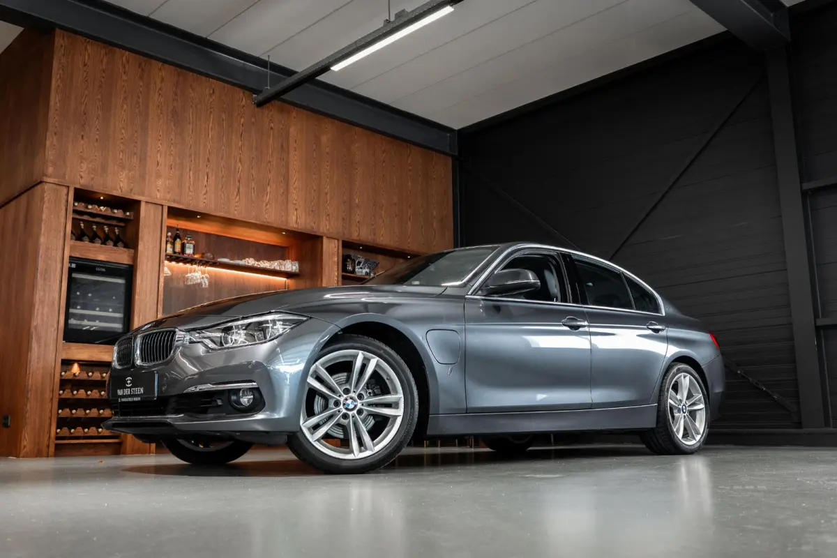 330e High Executive Dealer Onderhouden | NL Auto | Sportstoelen