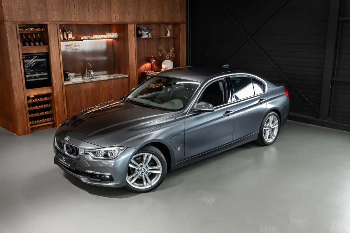 330e High Executive Dealer Onderhouden | NL Auto | Sportstoelen