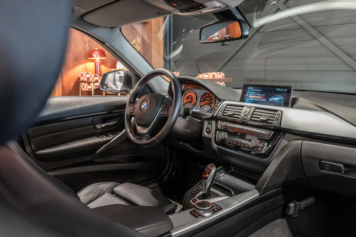 330e High Executive Dealer Onderhouden | NL Auto | Sportstoelen