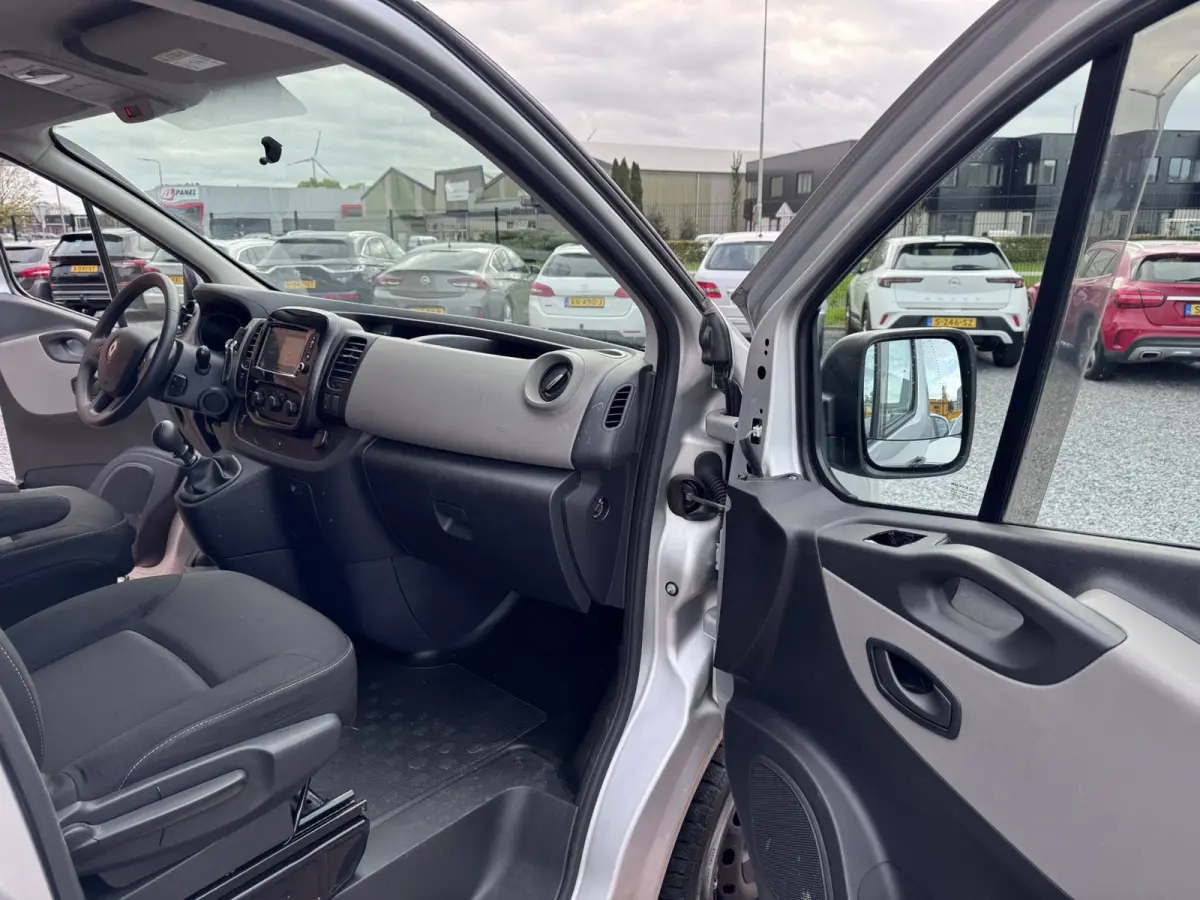 1.6 dCi T29 L2H1 DC Comfort, BTW, Euro 6, 5 Persoons, Navigatie, PDC