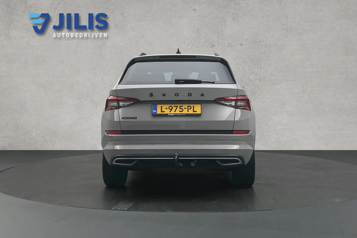 1.5 TSI Sportline Business | Trekhaak | Stoelverwarming | LED | Camera