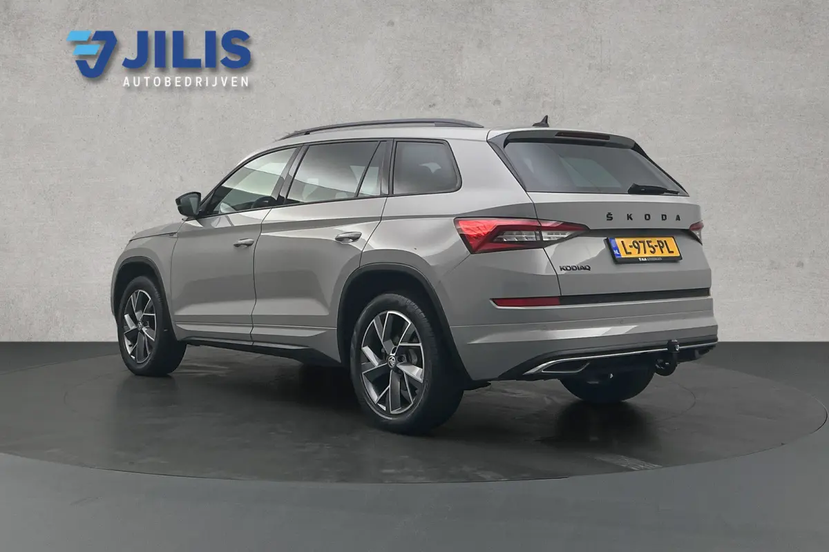 1.5 TSI Sportline Business | Trekhaak | Stoelverwarming | LED | Camera