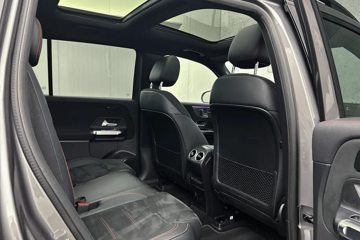 300 4MATIC AMG Line | 7 persoons | Panoramadak | Rondomzicht camera