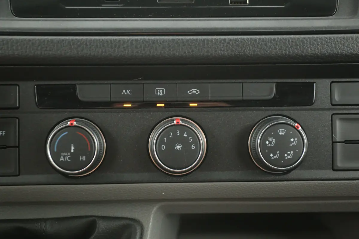 2.0 TDI L3H2 140PK | Airco | Parkeersens. | Schuifdeur