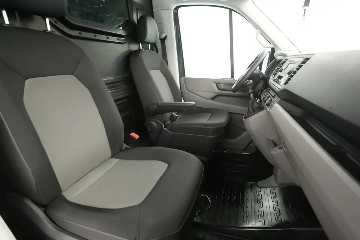 2.0 TDI L3H2 140PK | Airco | Parkeersens. | Schuifdeur