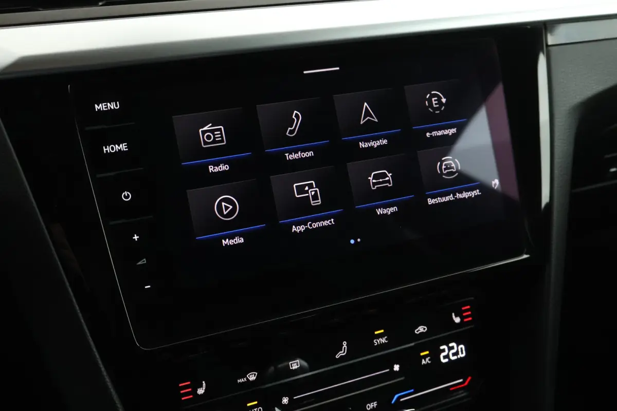 1.4 TSI 245pk eHybrid R-Line Business+ Trekhaak 360Camera Leder Panoramadak LED Keyless Stoelverwarming Virtual Cockpit Navigatie