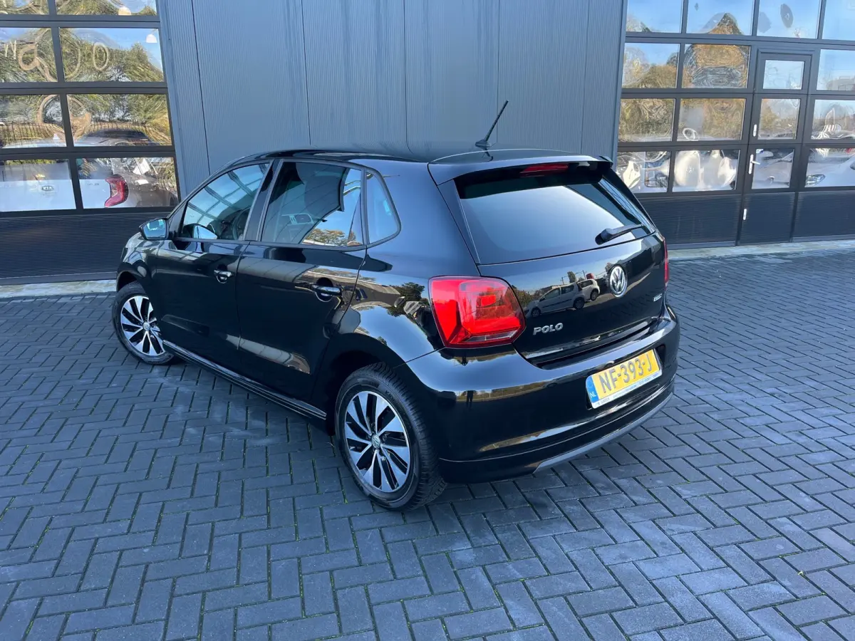 1.0 BlueMotion Edition NL.Auto/Airco/Carplay/Navigatie/Elc.Pakket/5Drs/Goed Onderhouden