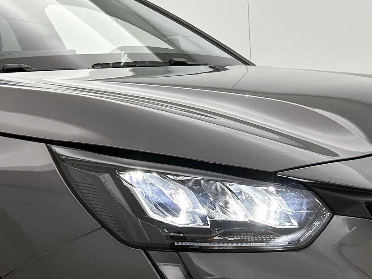 Style 75pk | Navigatie | Camera | Airco | | Cruise Control | Licht Metalen Velgen 16"