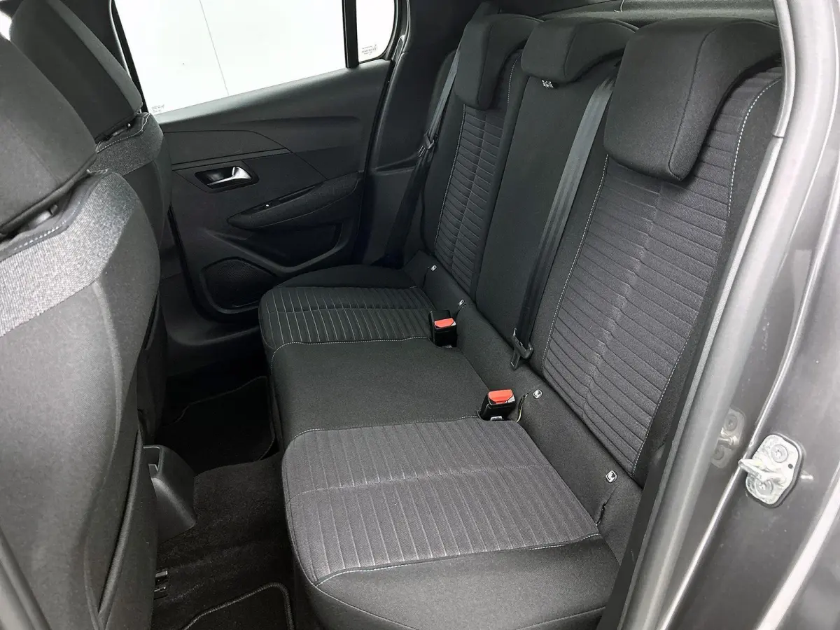 Style 75pk | Navigatie | Camera | Airco | | Cruise Control | Licht Metalen Velgen 16"
