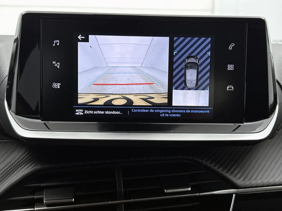 Style 75pk | Navigatie | Camera | Airco | | Cruise Control | Licht Metalen Velgen 16"