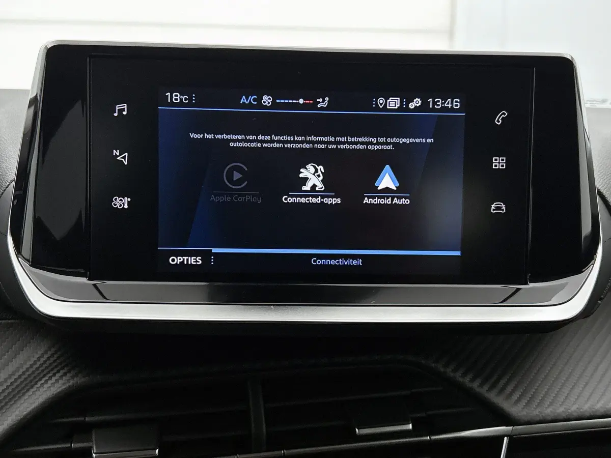 Style 75pk | Navigatie | Camera | Airco | | Cruise Control | Licht Metalen Velgen 16"