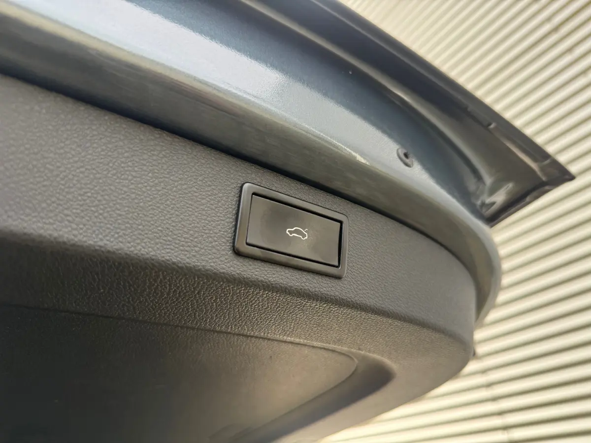 2.0 TSI 4x4 Style Business 7p.,leder/alcantara,Nav/Camera/Carplay-Android,Trekhaak