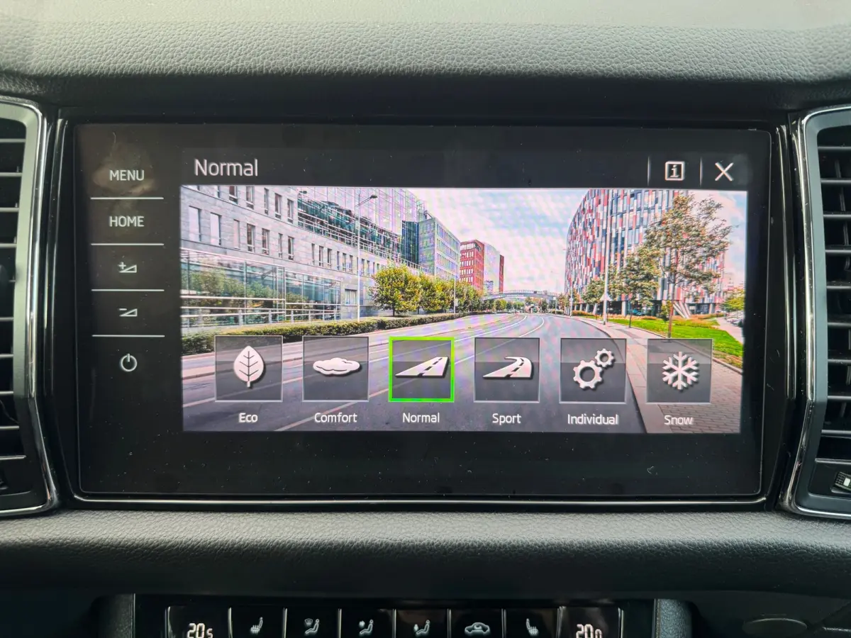2.0 TSI 4x4 Style Business 7p.,leder/alcantara,Nav/Camera/Carplay-Android,Trekhaak