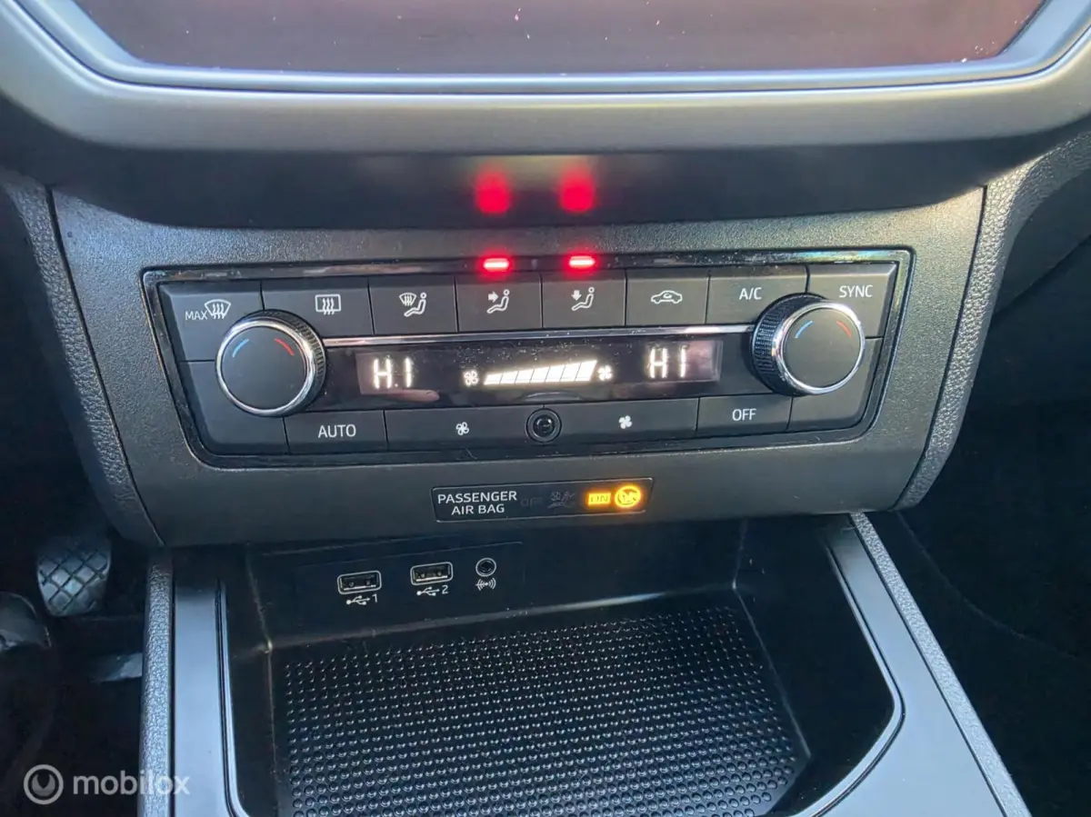 1.0 TSI FR Business Intense
