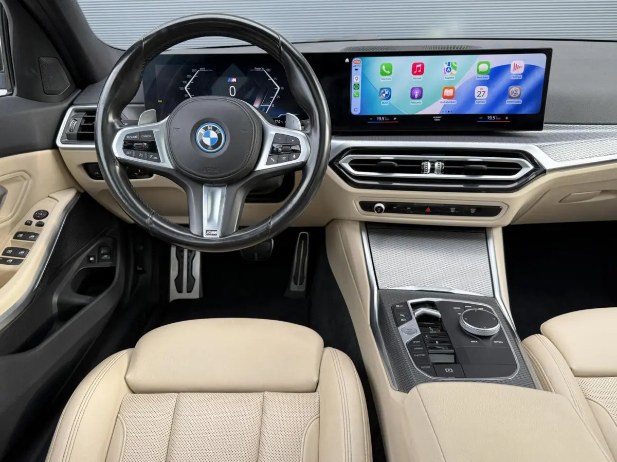 320e M-sport|PANO|Leer|Hifi|Sfeer|18''