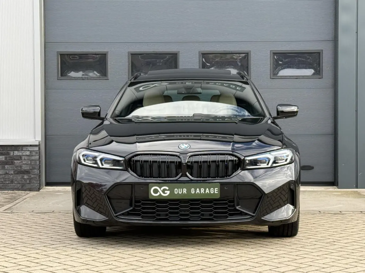 320e M-sport|PANO|Leer|Hifi|Sfeer|18''