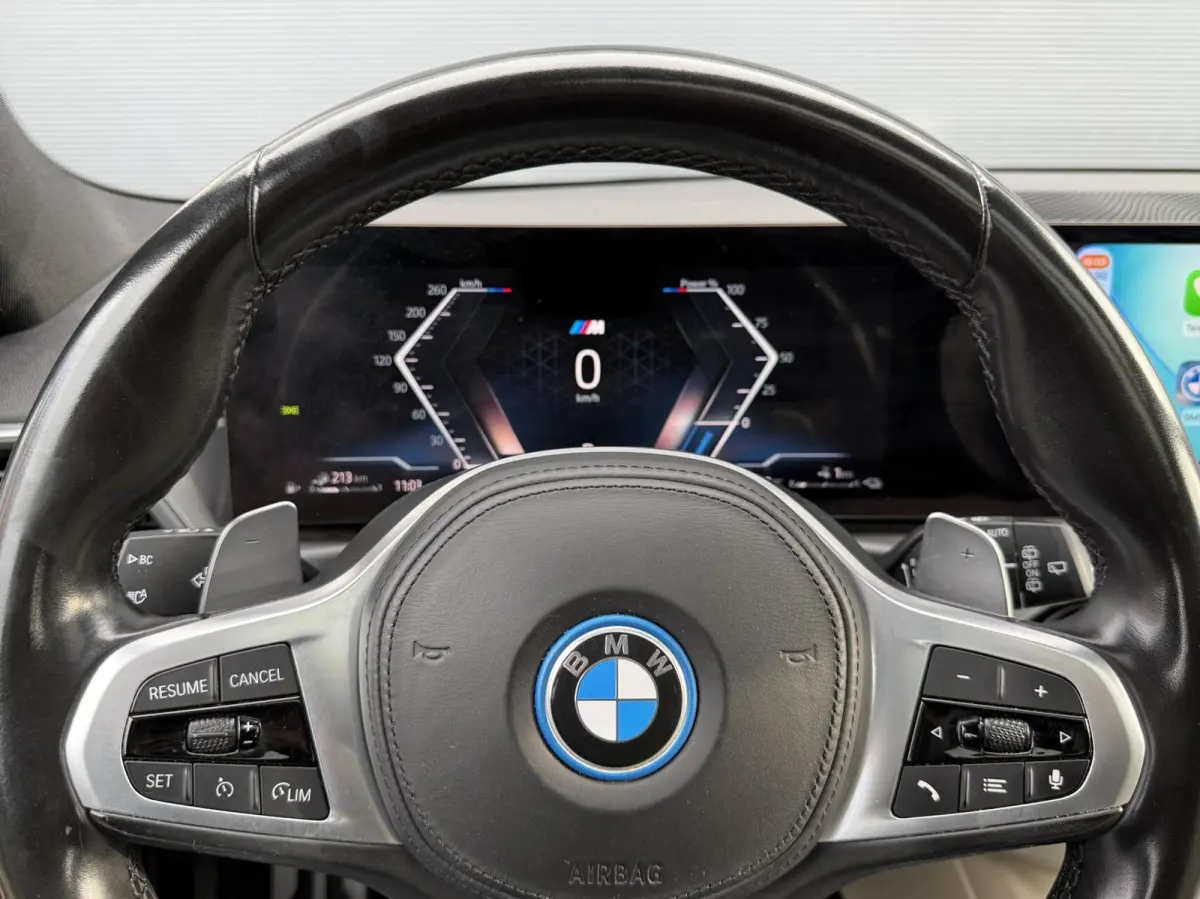 320e M-sport|PANO|Leer|Hifi|Sfeer|18''